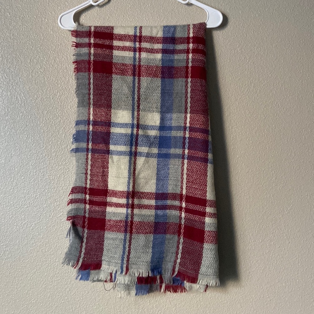 Charlotte Russe Plaid Scarf